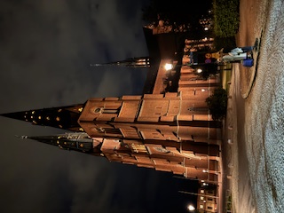 domkyrkan kvällen